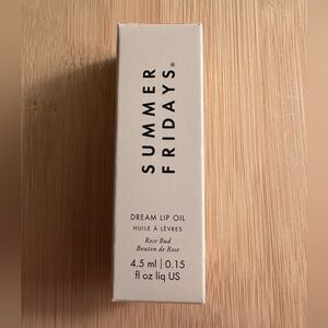 Summer Fridays Dream Lip Oil in the shade Rose Bud